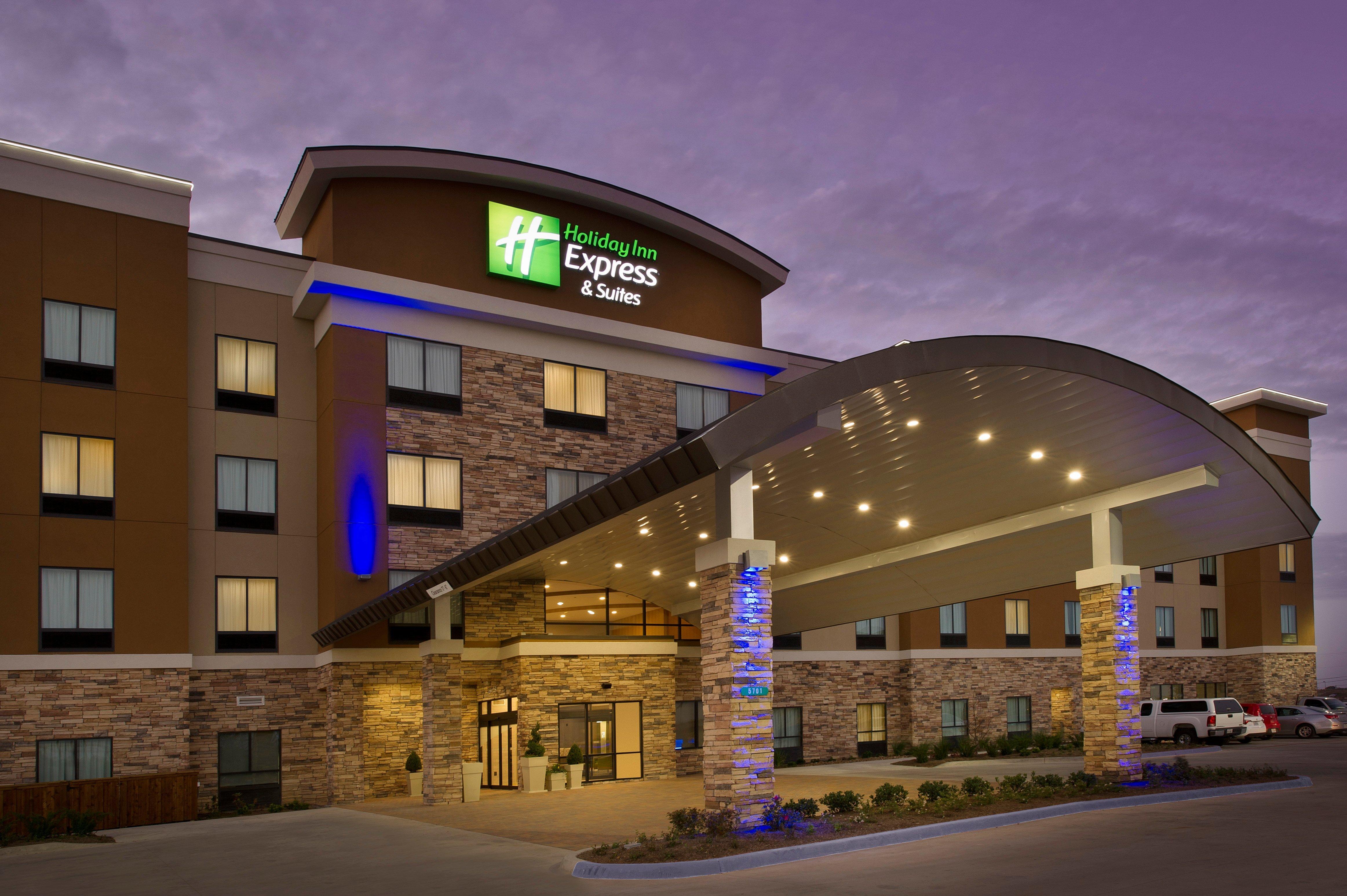 Holiday Inn Express Hotel & Suites Waco South By Ihg Exterior photo
